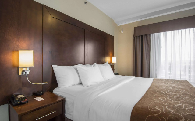 Comfort Suites Saskatoon