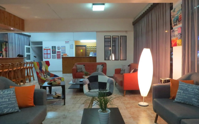 Carina Hotel Apartments