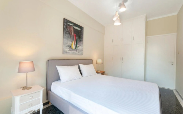 Ruby of Kerameikos - 85m2 - Serene Street Balcony View