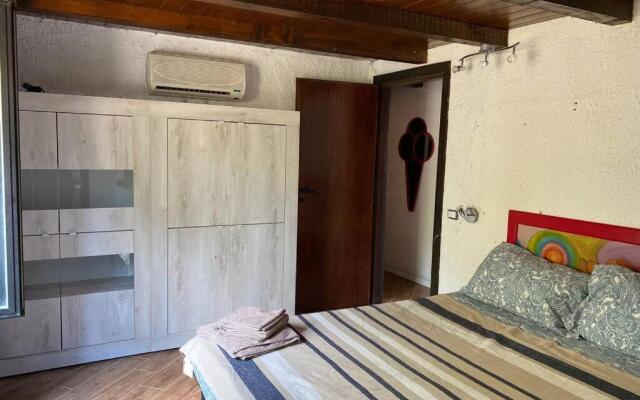 Villetta con piscina 10 posti letto Scario