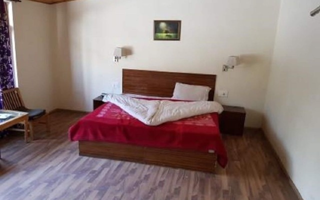 Janghu Hotel And Restaurant