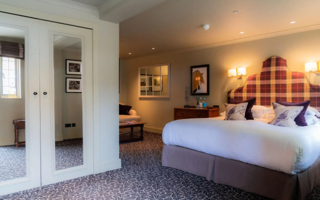 The Lygon Arms - an Iconic Luxury Hotel