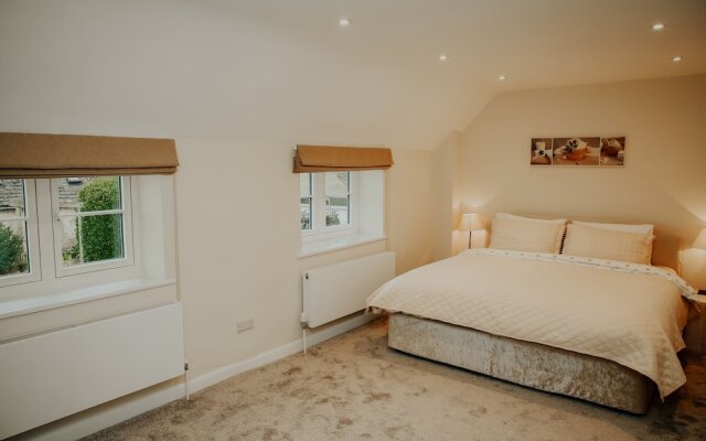 Remarkable 3-bed House in Easton-on-the-hill