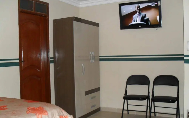 Hostal Corona Blanca