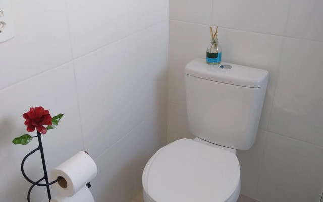 Apartamento - Condomínio Jardins dos Pescadores - Praia do Perequê-Açu