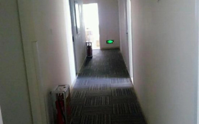 99 Inn Chain (Qingdao Chengyang Railway Station)