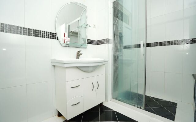 OYO 782 Semampir Residence At Citraland