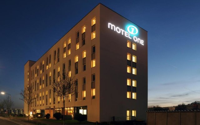 Motel One Frankfurt - Airport