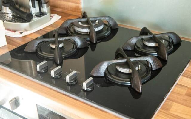 Bright 2Br Flat With Good Links To City Centre