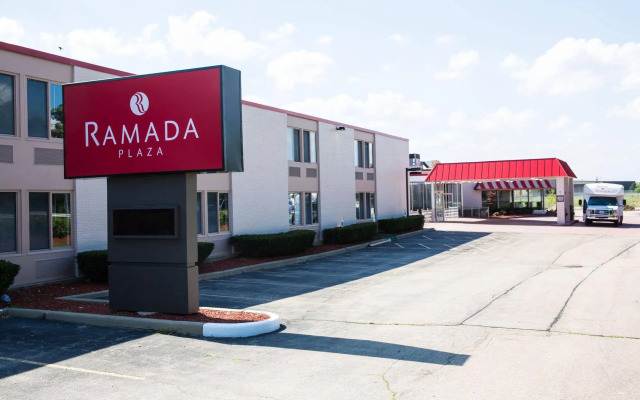 Ramada Plaza Chicago North Shore