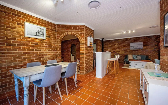 A Fairy Wren Cottage