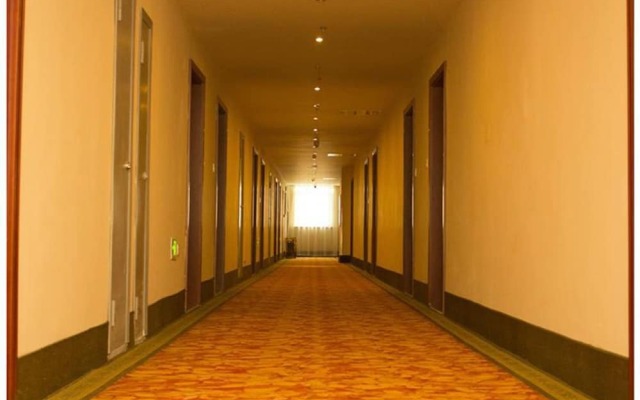 GreenTree Inn Lianyungang Guanyun Bus Station Zhenxing Garden Express Hotel