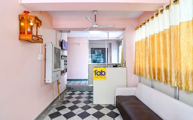 Fabhotel Comfort N Cozy