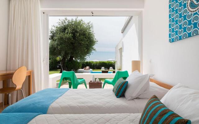 Villa Piedra Del Mar Beachfront by Villa2be
