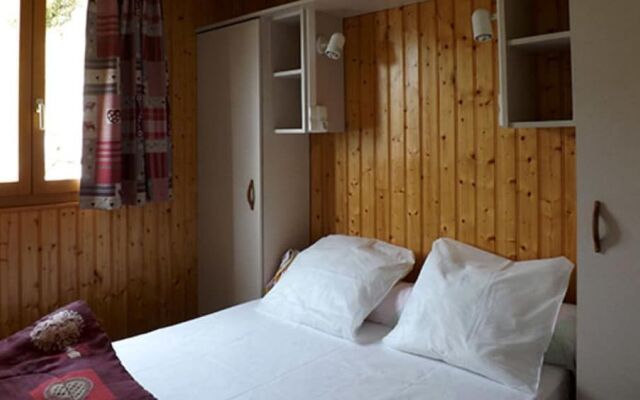 Camping Plein Soleil - Chalets