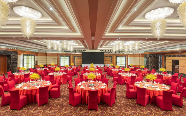 Sheraton Tianjin Binhai Hotel