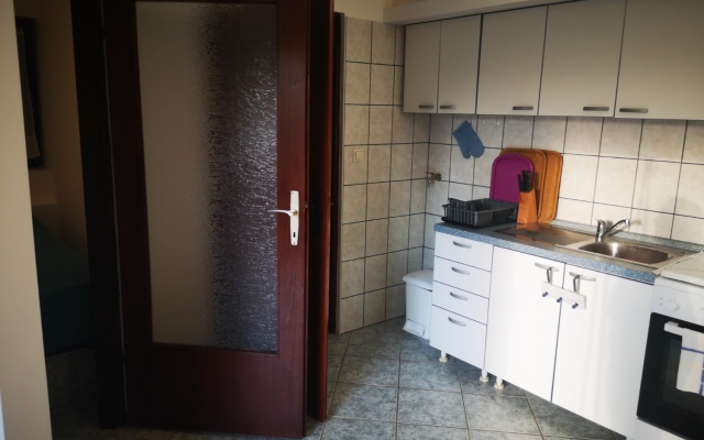 Apartment Maria - 100 m from sea: A1 Pirovac, Riviera Sibenik