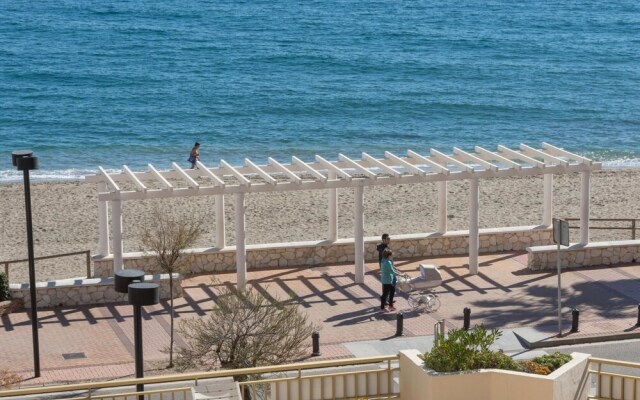 Dona Sofia - Fuengirola Promenade Apartment With Stunning Sea Views, Wifi