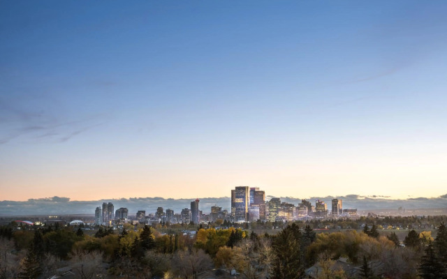 Holiday Inn Calgary-Airport by IHG
