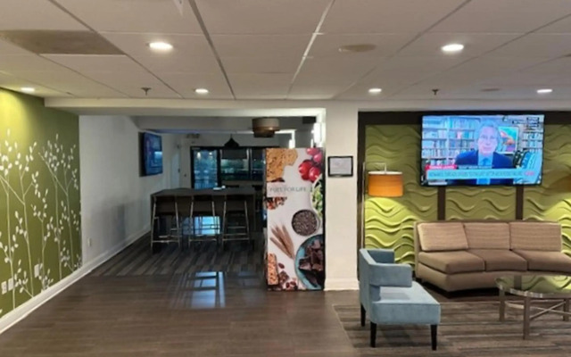 Sleep Inn & Suites