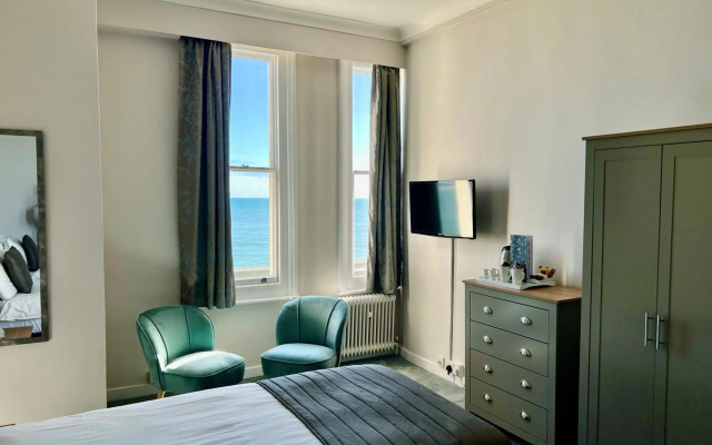 The Cumberland Hotel