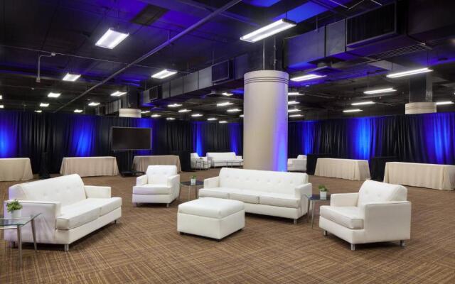 The Westin Bonaventure Hotel and Suites, Los Angeles