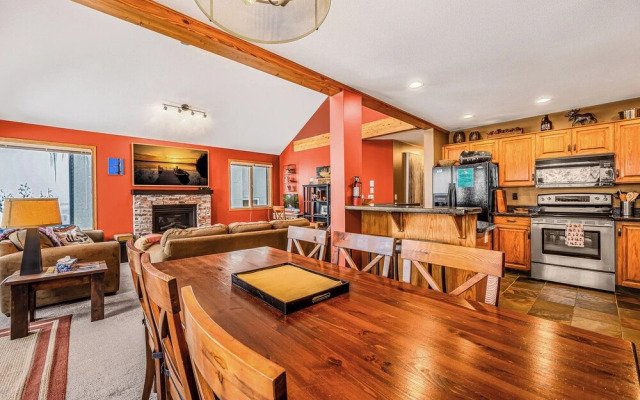 Fresh Tracks Retreat Ski In Out Hot Tub