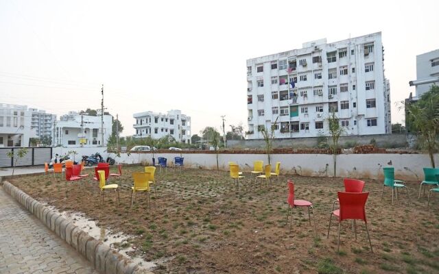 OYO 10214 Hotel Westwood INN