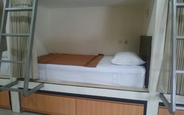 Dormitory Tourism Mirah Banyuwangi