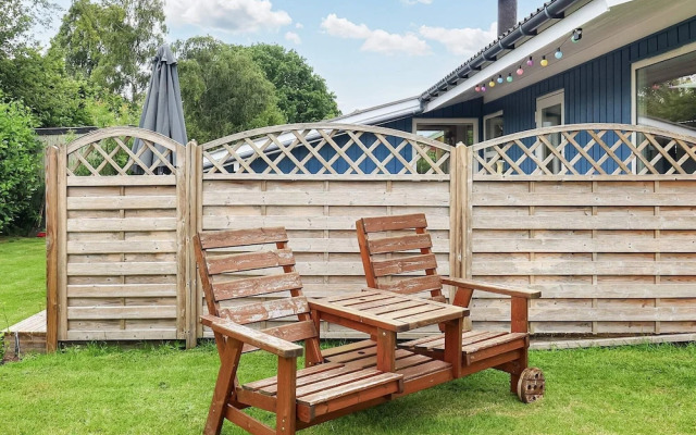 6 Person Holiday Home in Rodby