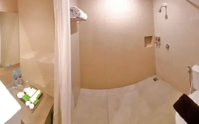 Grand Papua Hotel Sentani