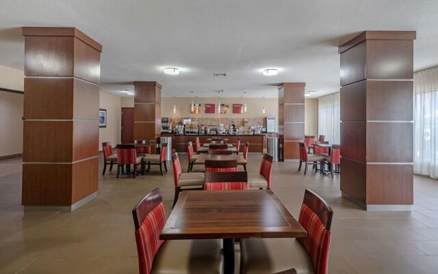 Comfort Suites Ennis