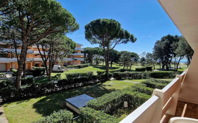 Lovely and Serene Flat Near Pluto Beach