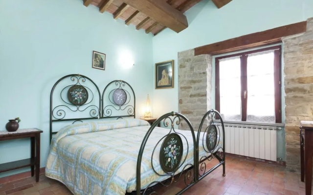 Belvilla by OYO Farmhouse With Swimming Pool