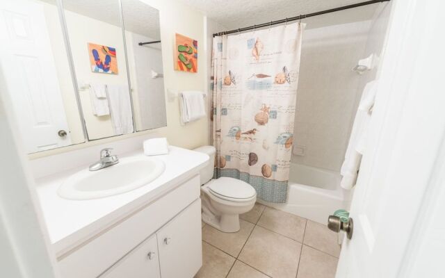 Cocoa Beach Club by Happy Palm Stays