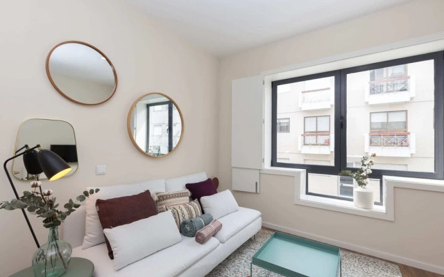 Modern 2BR Flat in Central Porto
