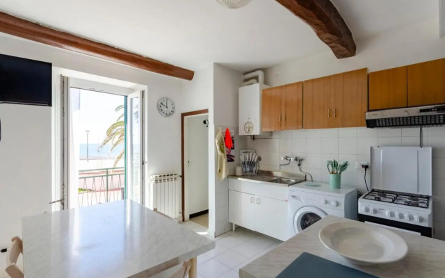 ALTIDO Great Flat with Balcony & Sea View near Beach
