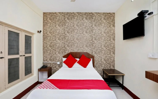 MSR Comforts by OYO Rooms
