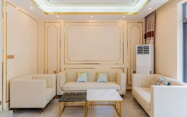 Stay in Yangjiang. Come see the Beach House