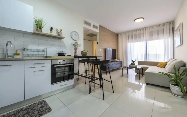 Melony Apartment