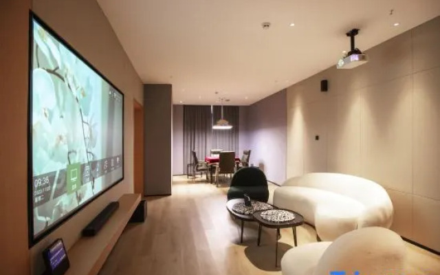 Shiqi Hotel (Jishou City Government Branch)