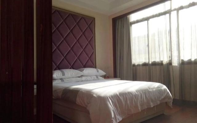 Yuhuan Anyi Business Hotel (Bus Station)