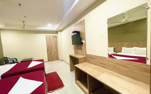 Hotel Janaki Pride - near Temple