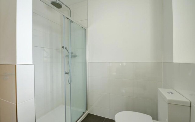 Spacious Apartment in Saundersfoot Near Sea