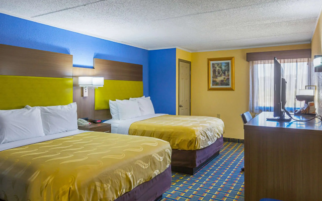 Quality Inn & Suites near Six Flags East