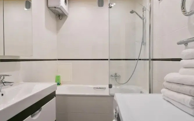 MinskLux Apartment 2 bedroom Nezavisimosti 12