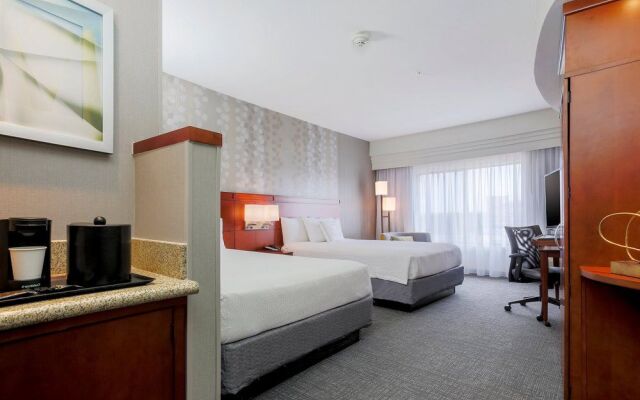 Courtyard Dallas Arlington South