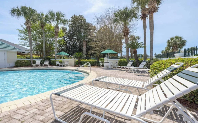 Private Beach & Community Pool