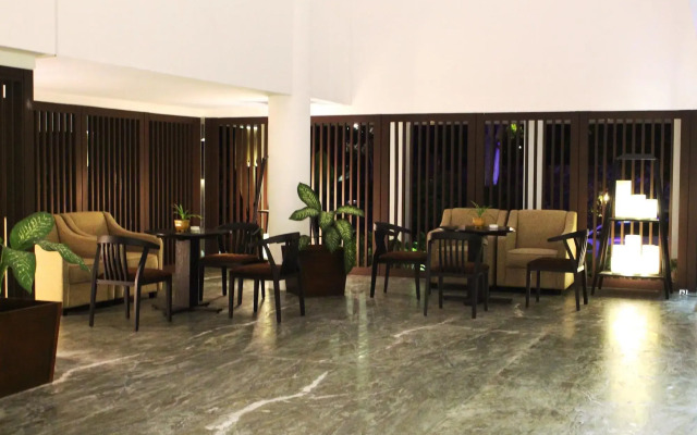 Estrella Hotel & Conference