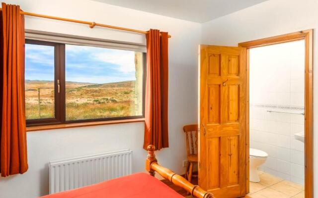 Cottage 118 - Cleggan
